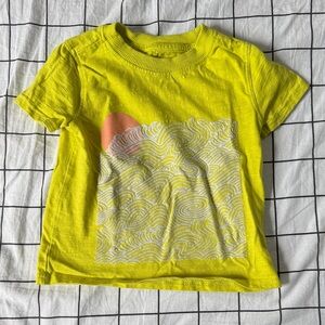 Young Days unisex cute textured 3T tshirt